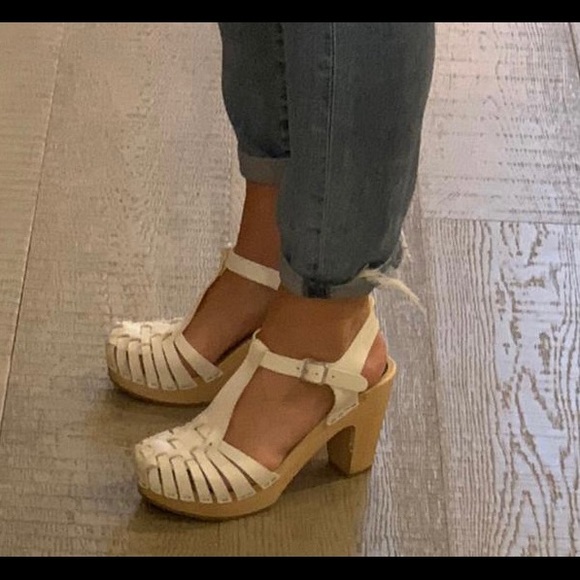Swedish Hasbeens White Clogs - Picture 3 of 7